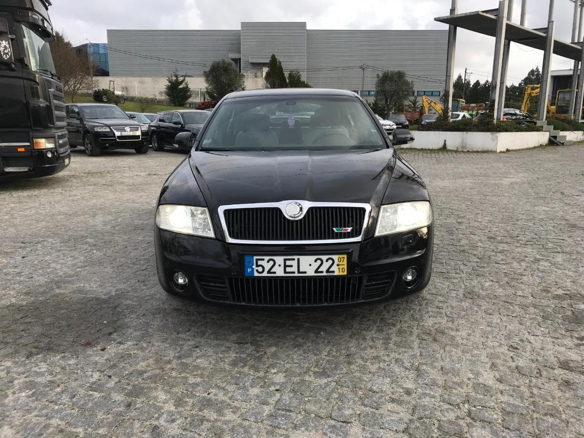 Skoda Octávia 2.0 TDI · Ano 2007 — imagem 2