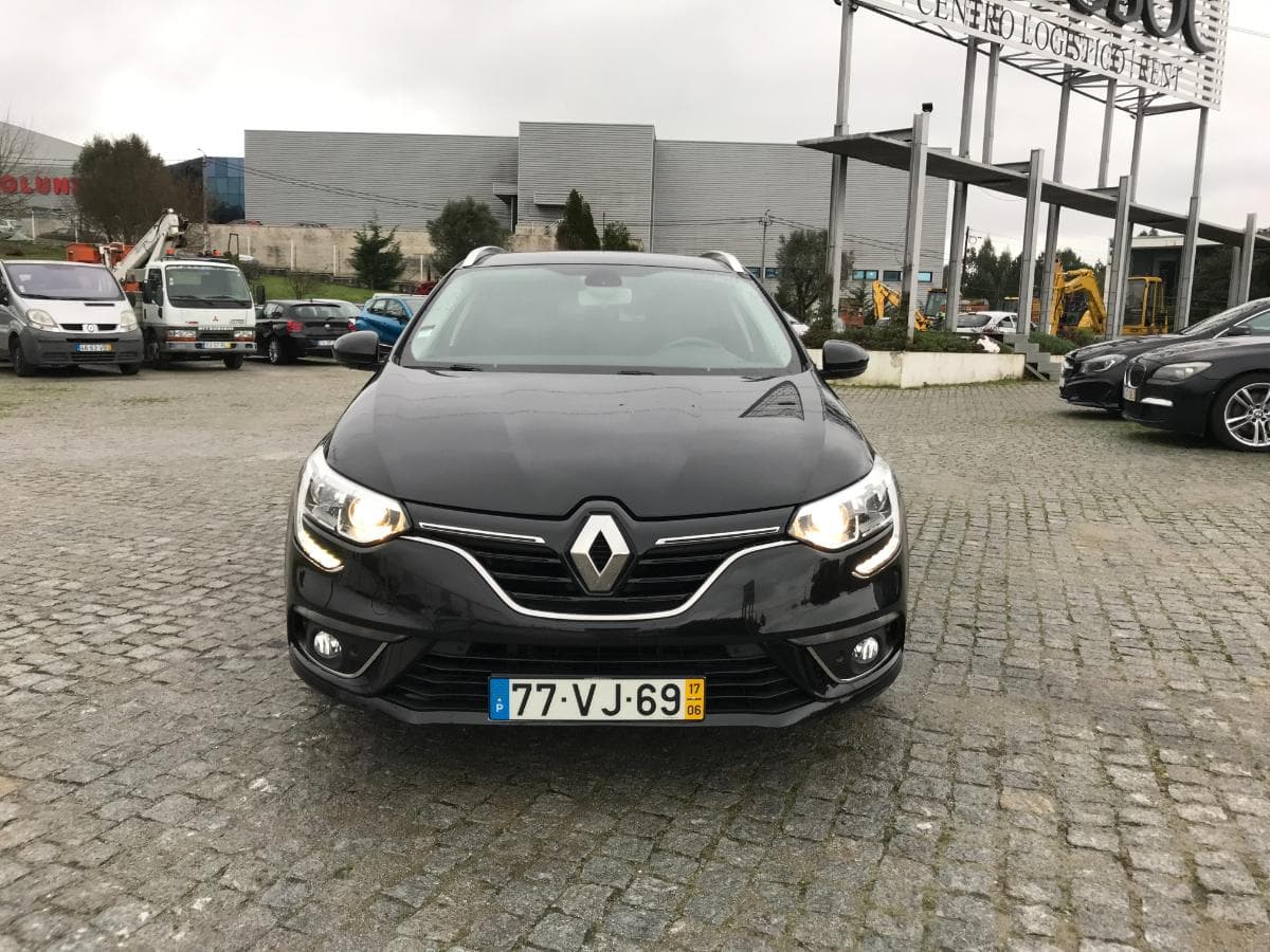 Renault Mégane 1.5 DCI · Ano 2017 — image 2