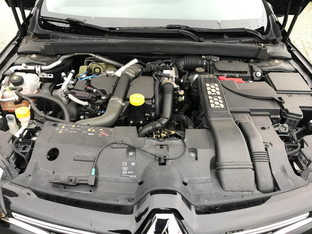 Renault Mégane 1.5 DCI · Ano 2017 — image 10