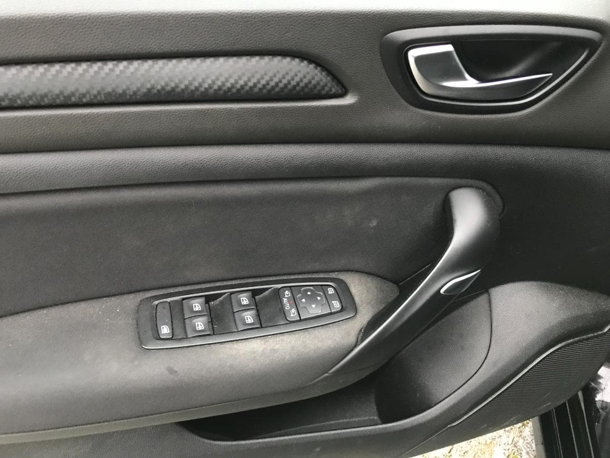 Renault Mégane 1.5 DCI · Ano 2017 — image 28