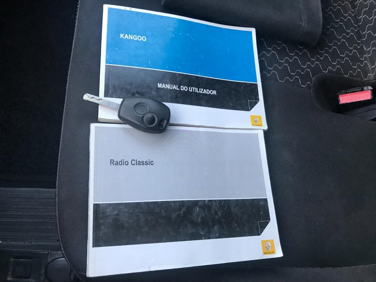 Renault kangoo 1.5 DCI · Ano 2015 — imagem 27