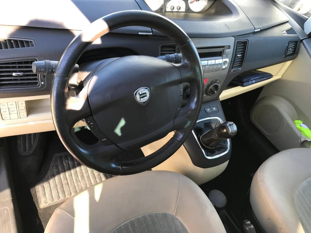 Lancia Musa 1.3 D Multijet · Ano 2005 — imagem 22