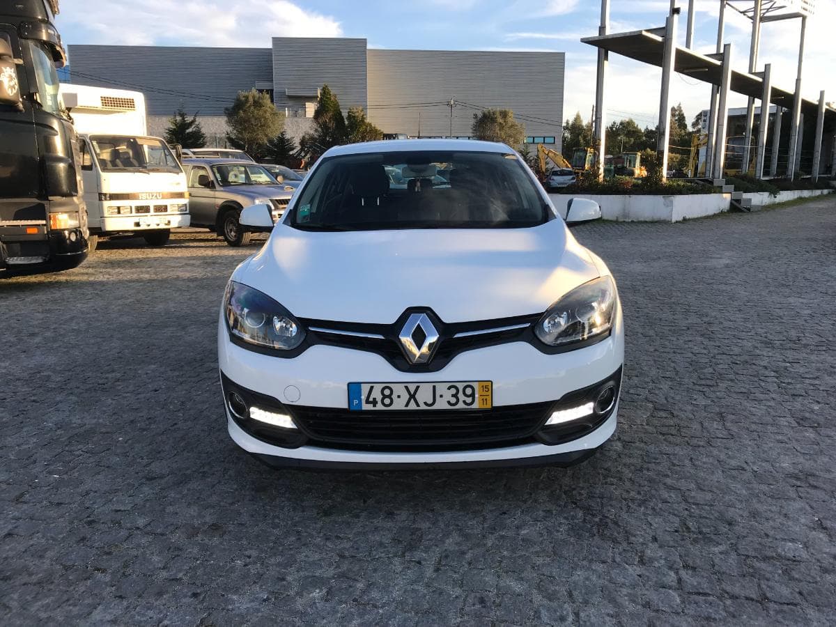 Renault Mégane 1.5 DCI · Ano 2015 — imagem 2