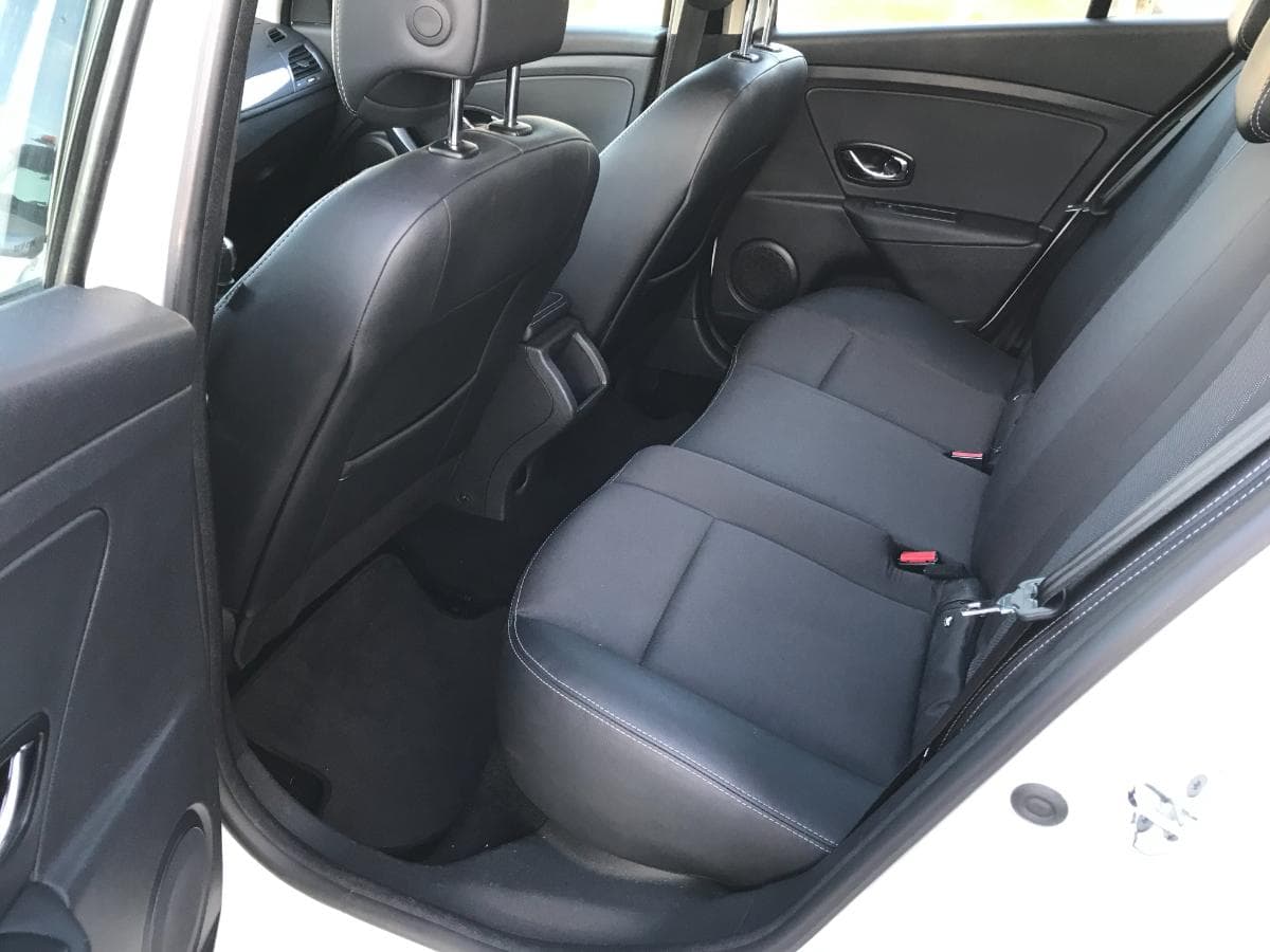 Renault Mégane 1.5 DCI · Ano 2015 — imagem 26