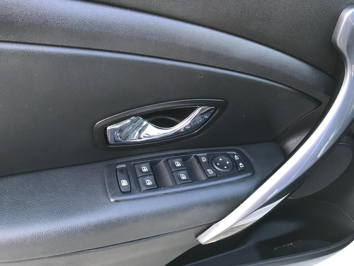Renault Mégane 1.5 DCI · Ano 2015 — imagem 28