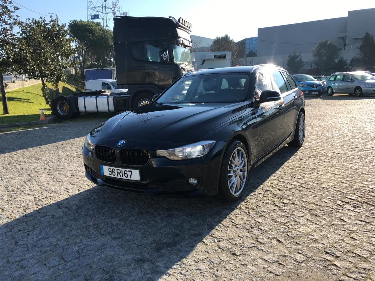 BMW 316 D Touring · Ano 2013 — imagem 5