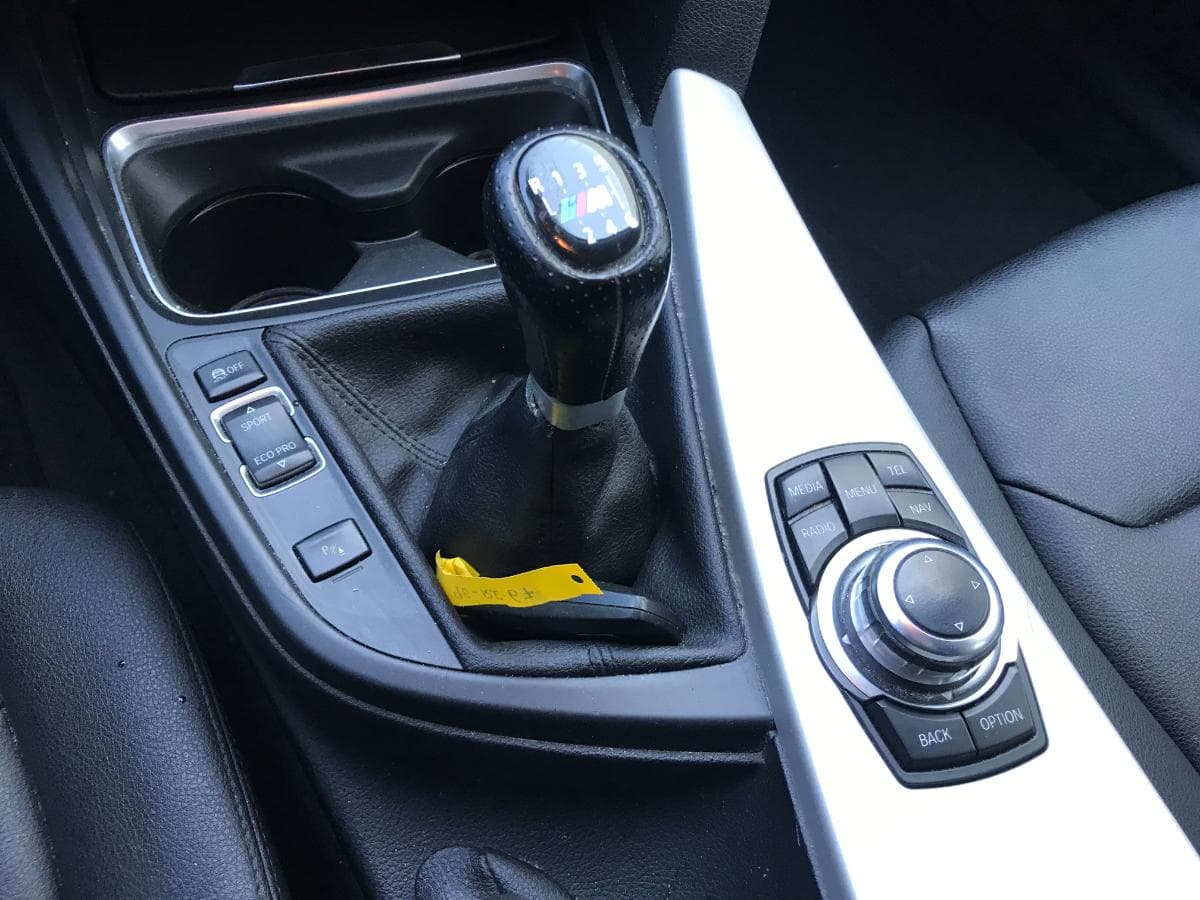 BMW 316 D Touring · Ano 2013 — imagem 27