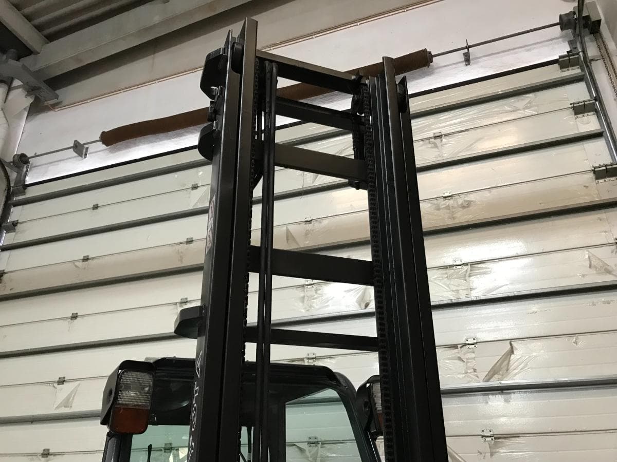 Empilhador Toyota 1.800kgs — imagem 5