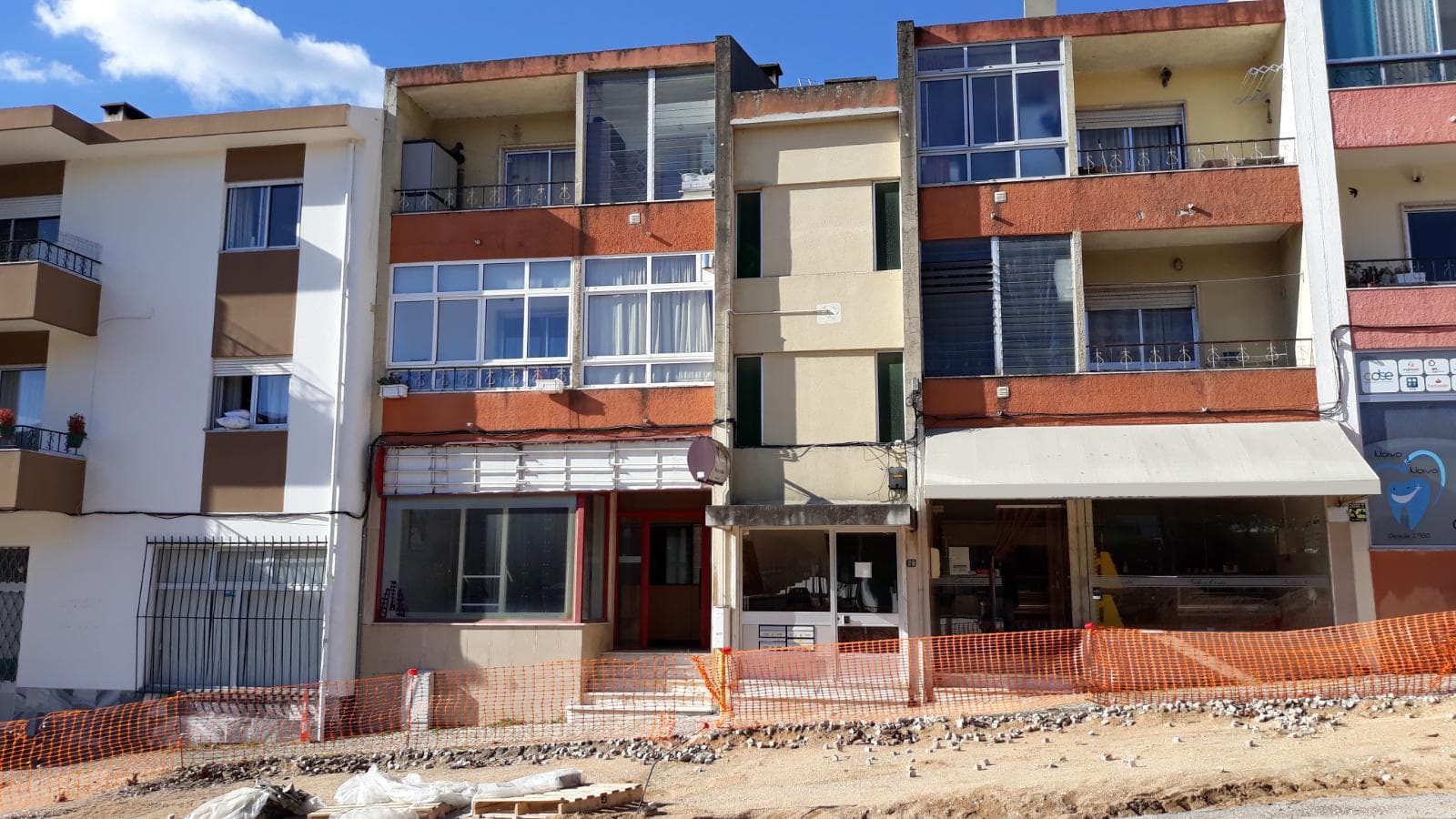 Loja · Ourém — image 1