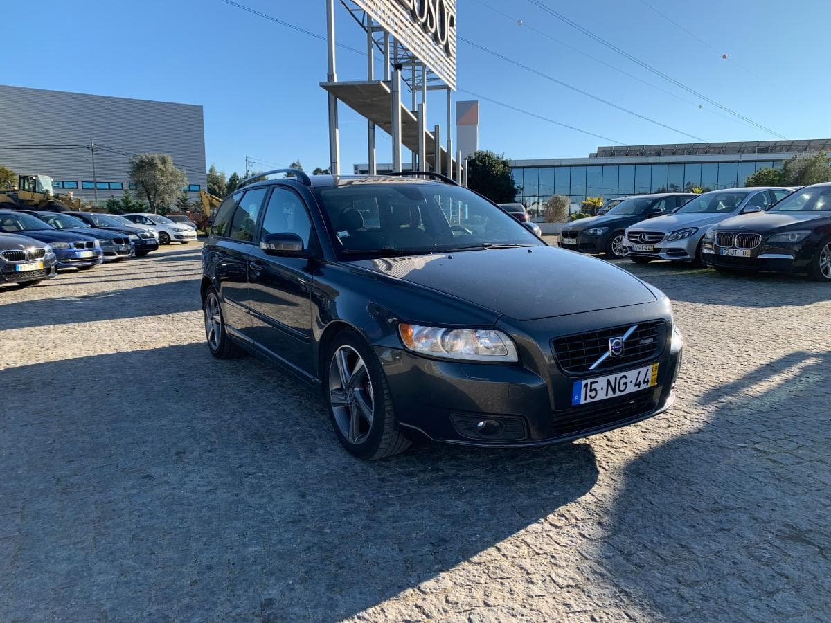 Volvo V50 · Ano 2009 — imagem 1
