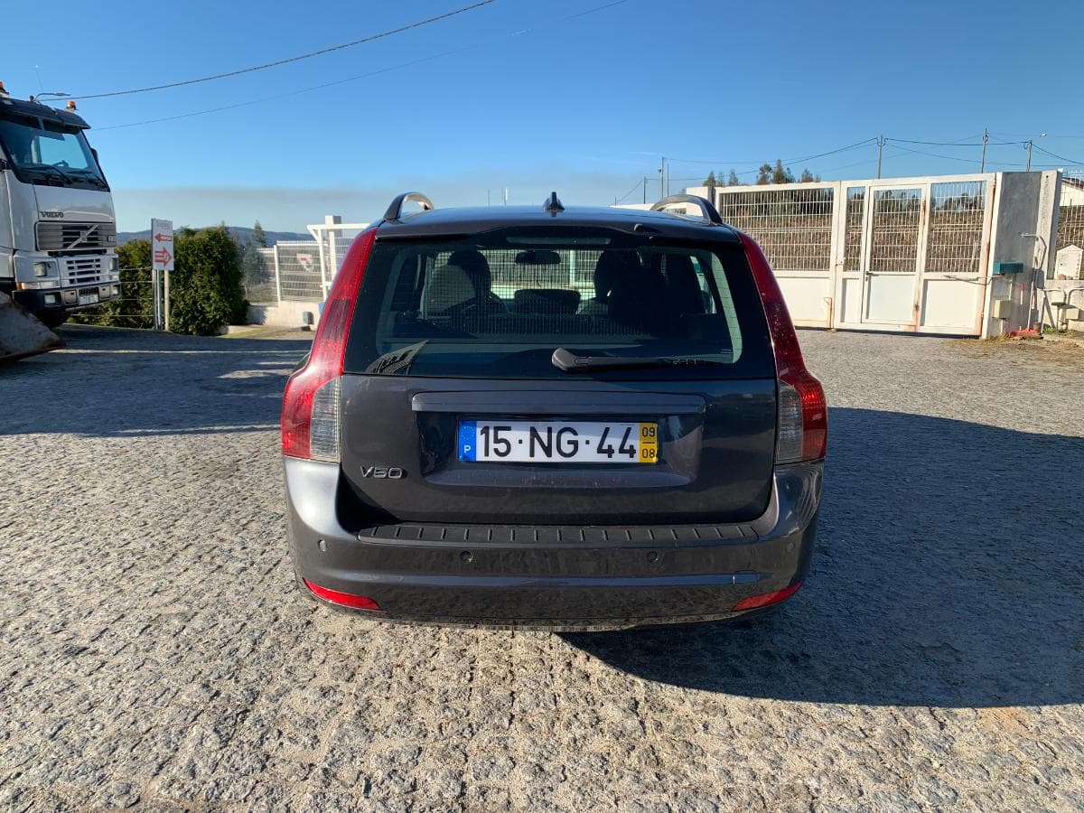 Volvo V50 · Ano 2009 — imagem 6