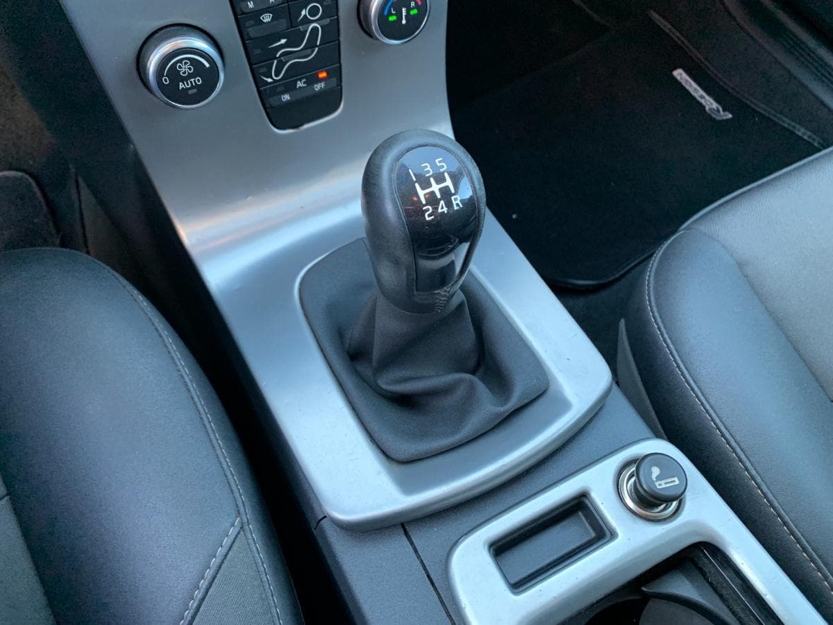 Volvo V50 · Ano 2009 — imagem 23