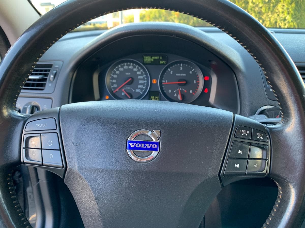 Volvo V50 · Ano 2009 — imagem 24