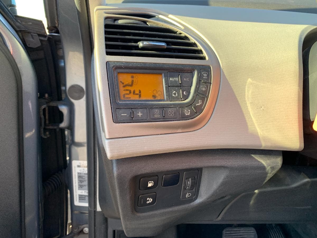 Citroën C4 Picasso 1.6 HDI · Ano 2006 — imagem 28
