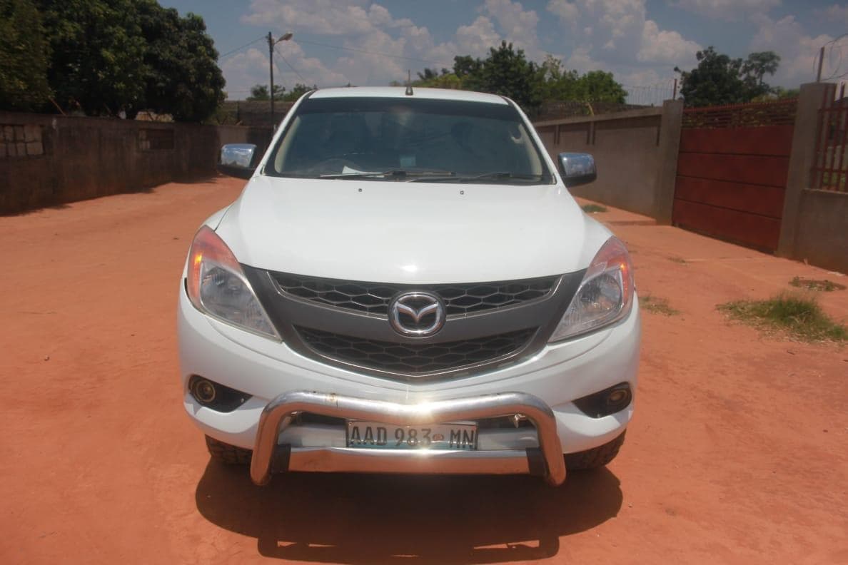 Mazda BT 50 · — imagem 1