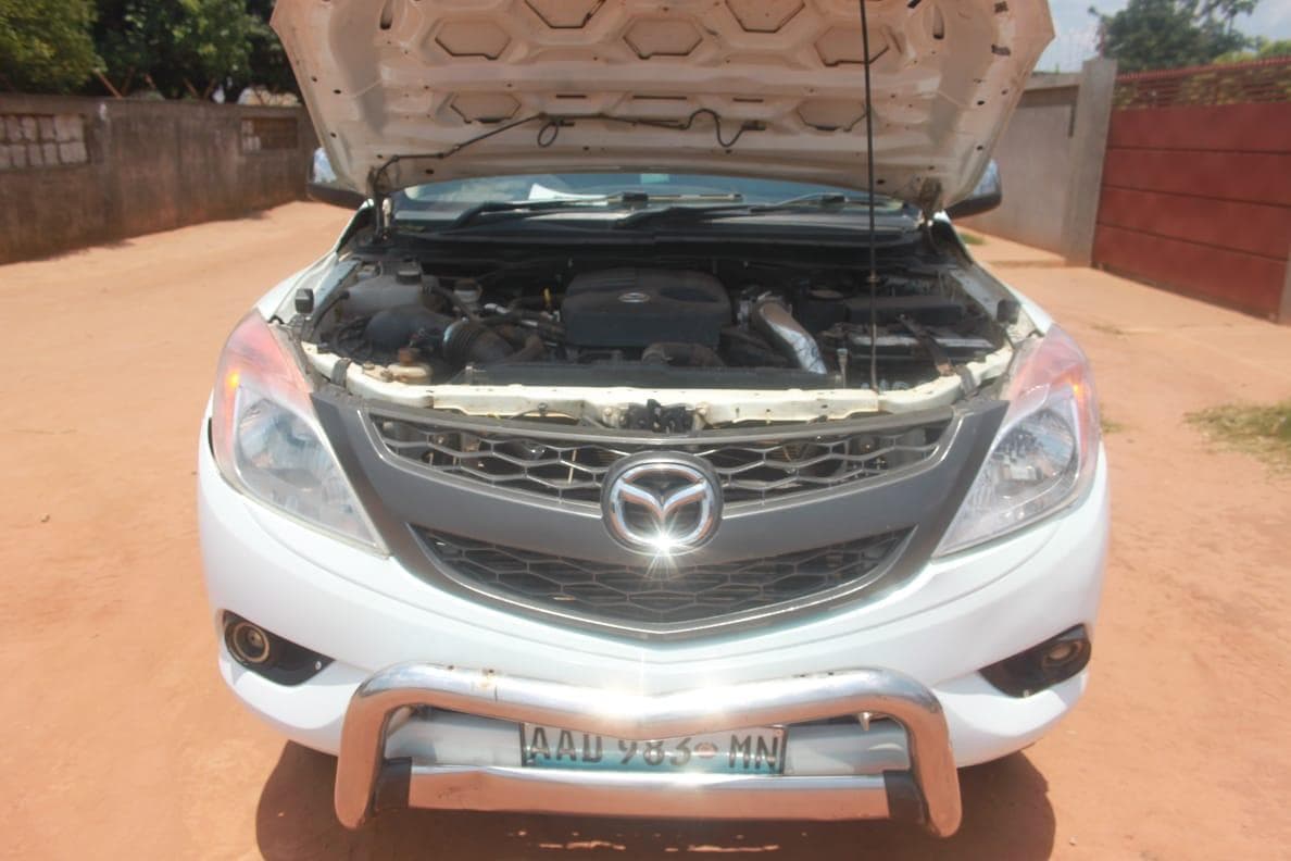 Mazda BT 50 · — imagem 6