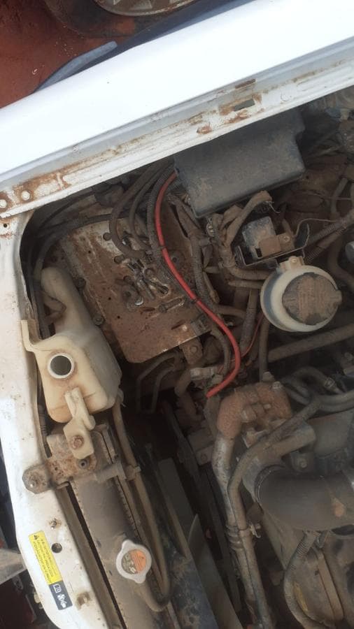 Nissan Hardbody · — imagem 5