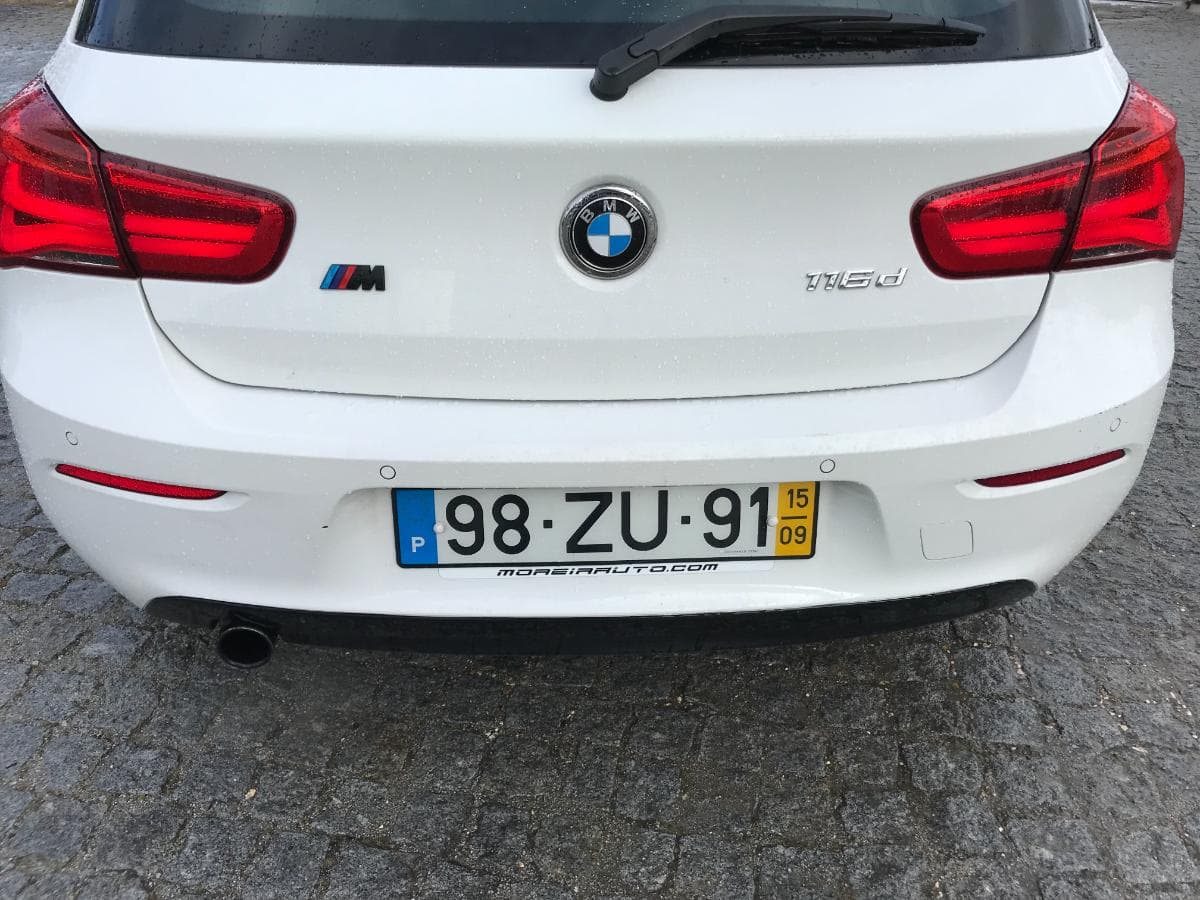BMW 116D · Ano 2015 — imagen 8