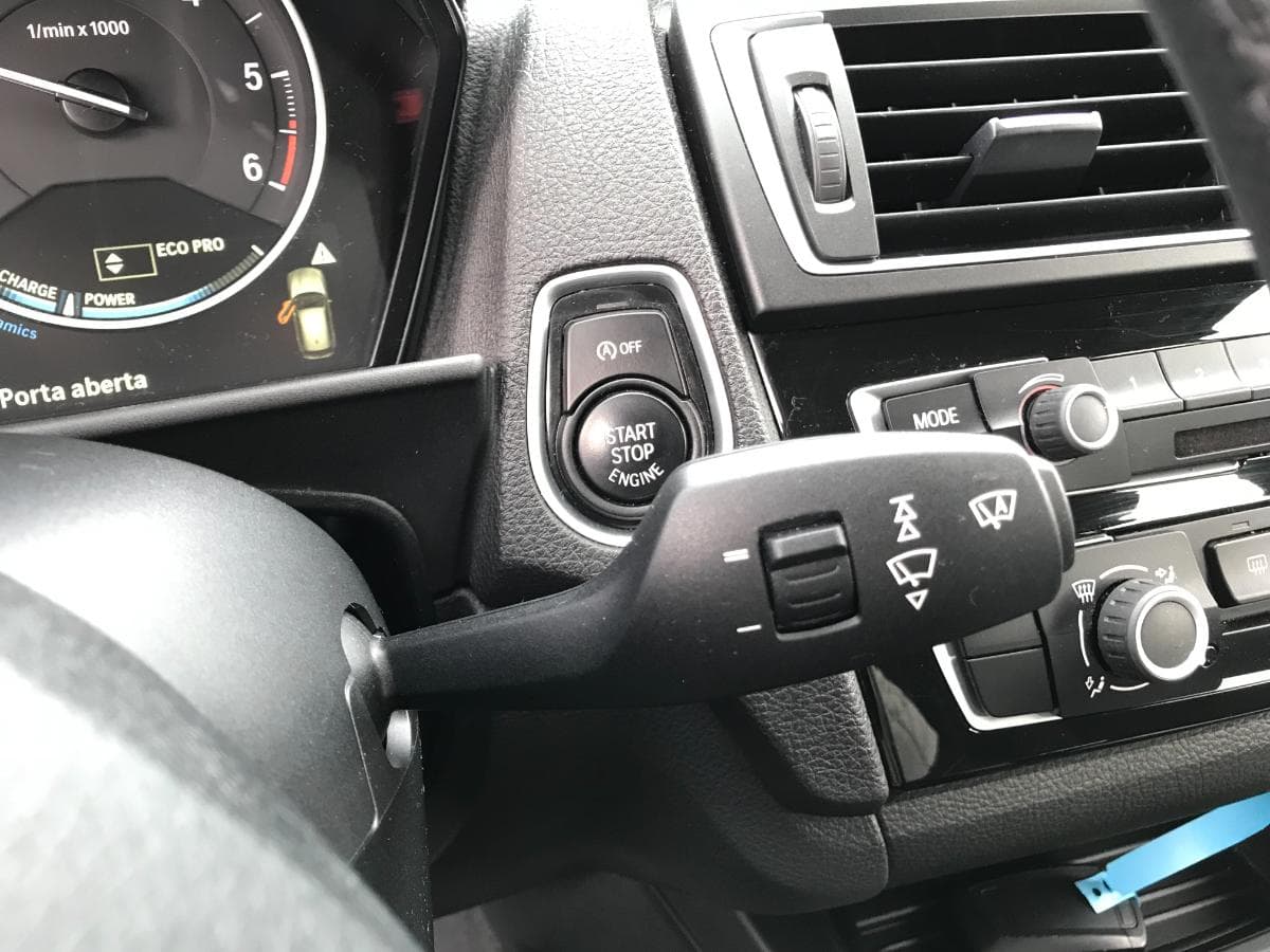 BMW 116D · Ano 2015 — imagen 12