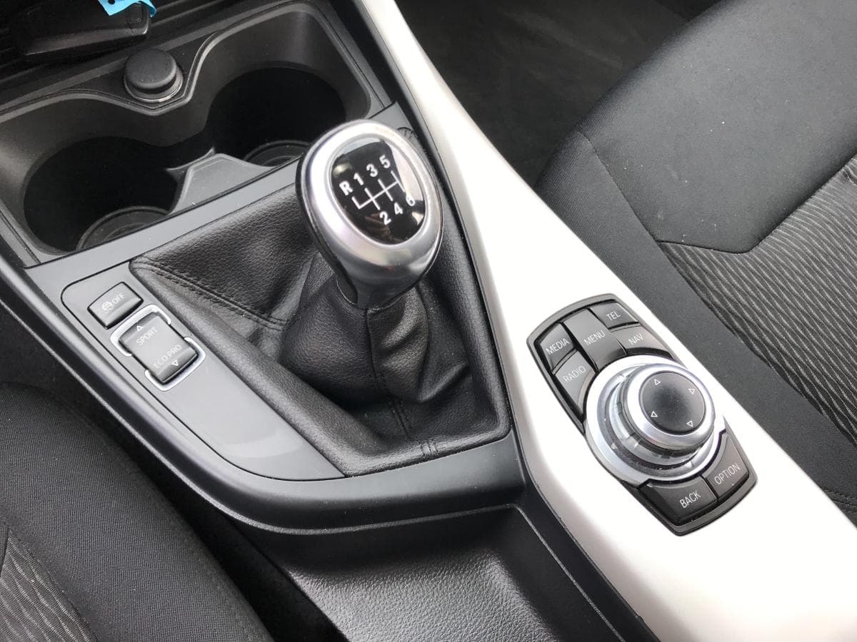 BMW 116D · Ano 2015 — imagen 23