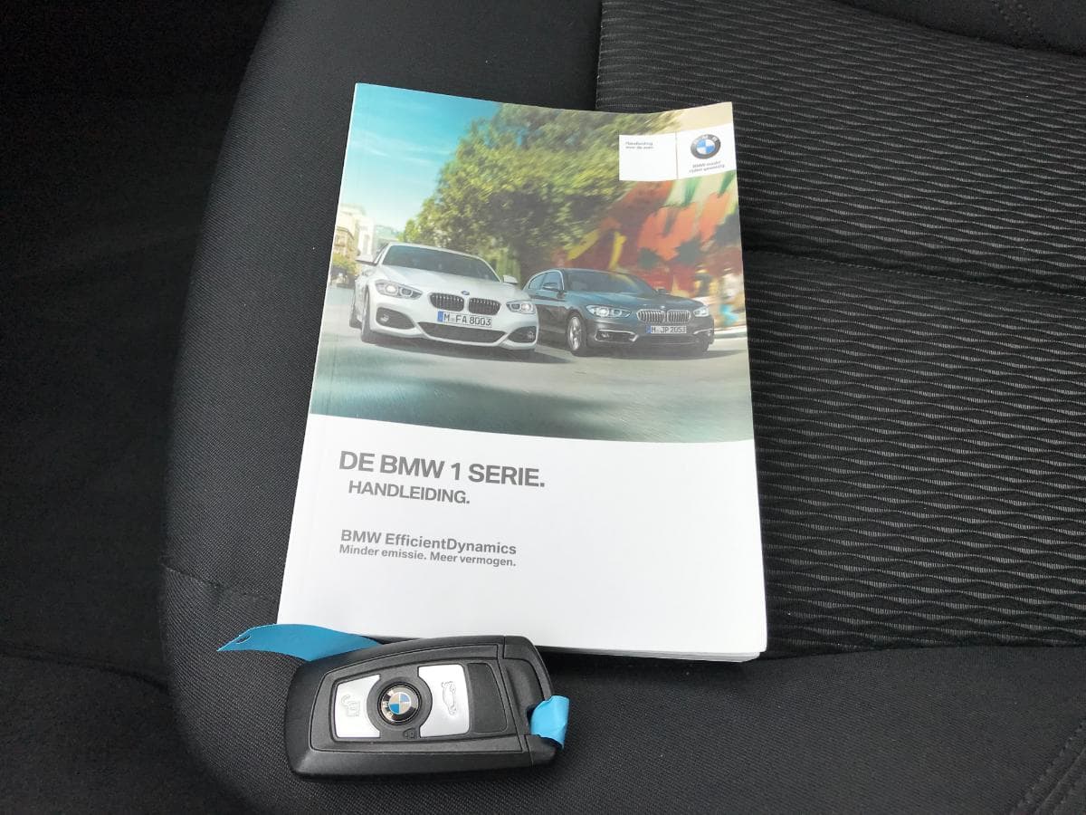 BMW 116D · Ano 2015 — imagen 24