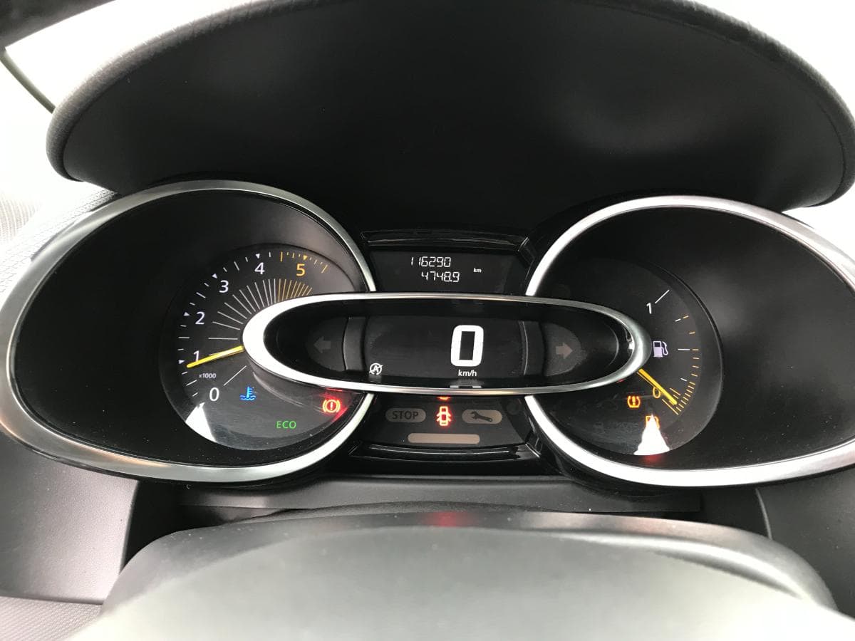 Renault Clio 1.5 DCI · Ano  40-XI-97 — imagen 14