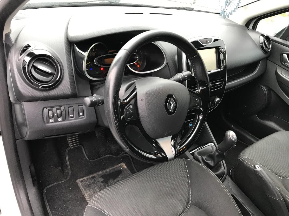Renault Clio 1.5 DCI · Ano  40-XI-97 — imagen 18