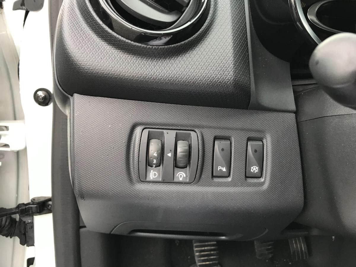 Renault Clio 1.5 DCI · Ano  40-XI-97 — imagen 15