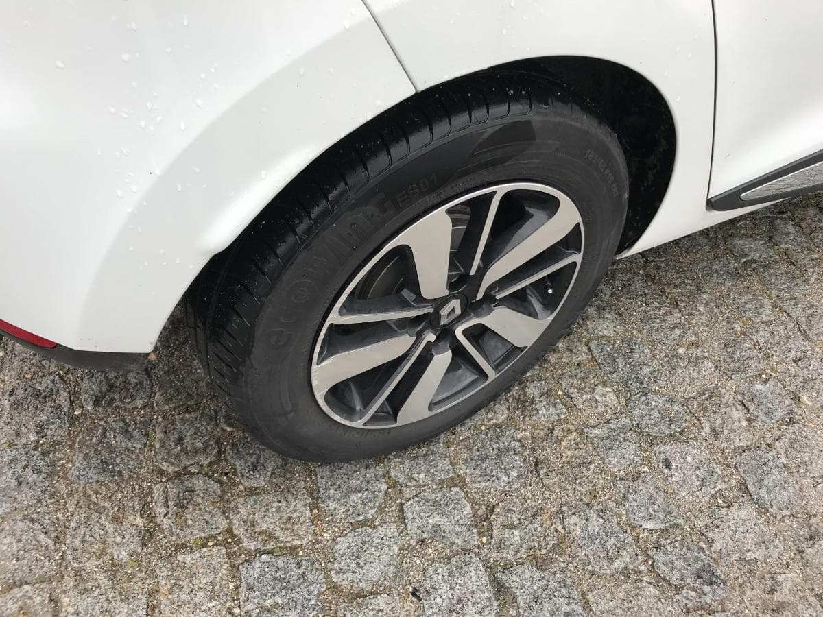 Renault Clio 1.5 DCI · Ano  40-XI-97 — imagen 29