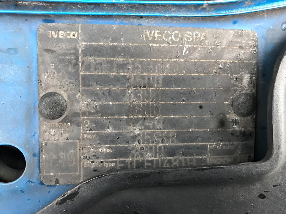 Iveco Daily 3.0 HPT · Caixa de Frio · Ano 2009 — imagem 4