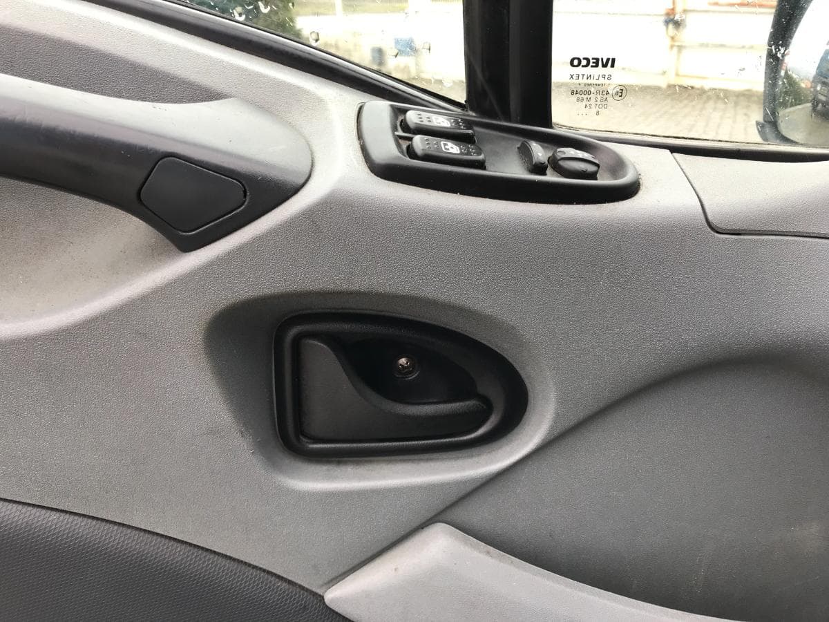 Iveco Daily 3.0 HPT · Caixa de Frio · Ano 2009 — imagem 28