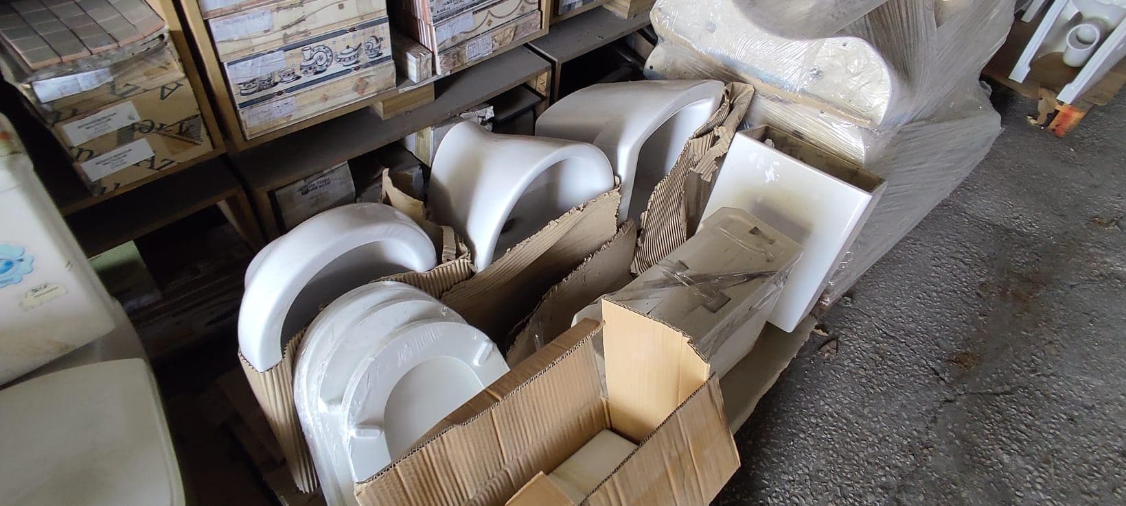 Loucas sanitárias, móveis Wc, Espelhos Wc — imagem 12