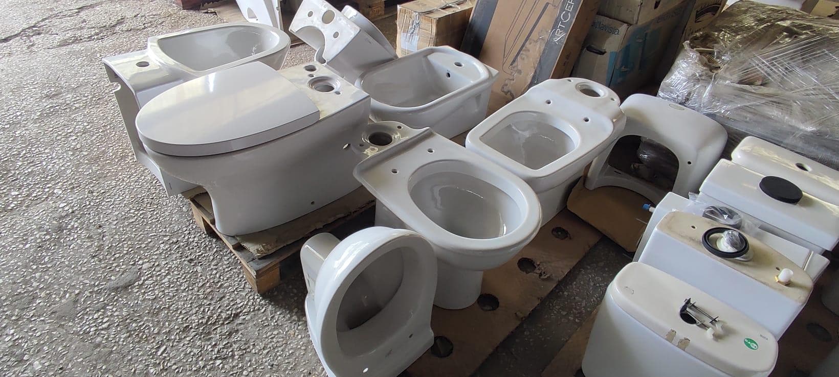 Loucas sanitárias, móveis Wc, Espelhos Wc — imagem 24