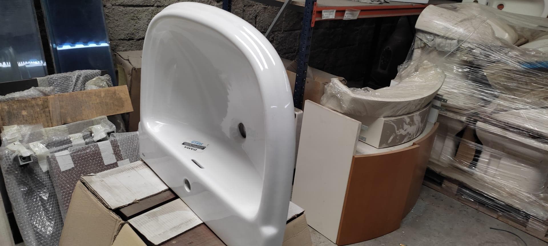 Loucas sanitárias, móveis Wc, Espelhos Wc — imagem 26