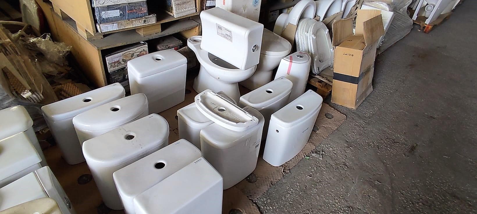 Loucas sanitárias, móveis Wc, Espelhos Wc — imagem 32