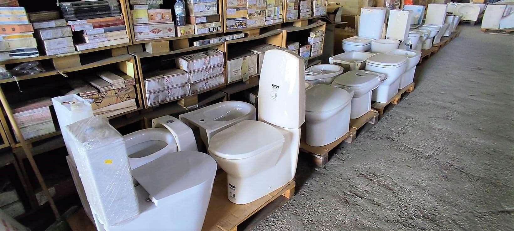 Loucas sanitárias, móveis Wc, Espelhos Wc — imagem 1