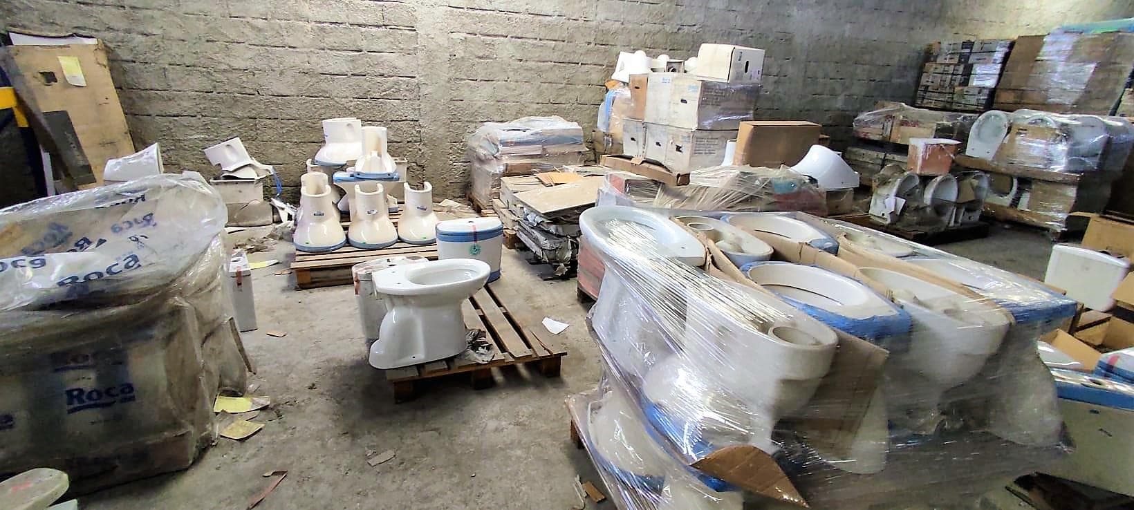 Loucas sanitárias, móveis Wc, Espelhos Wc — imagem 3