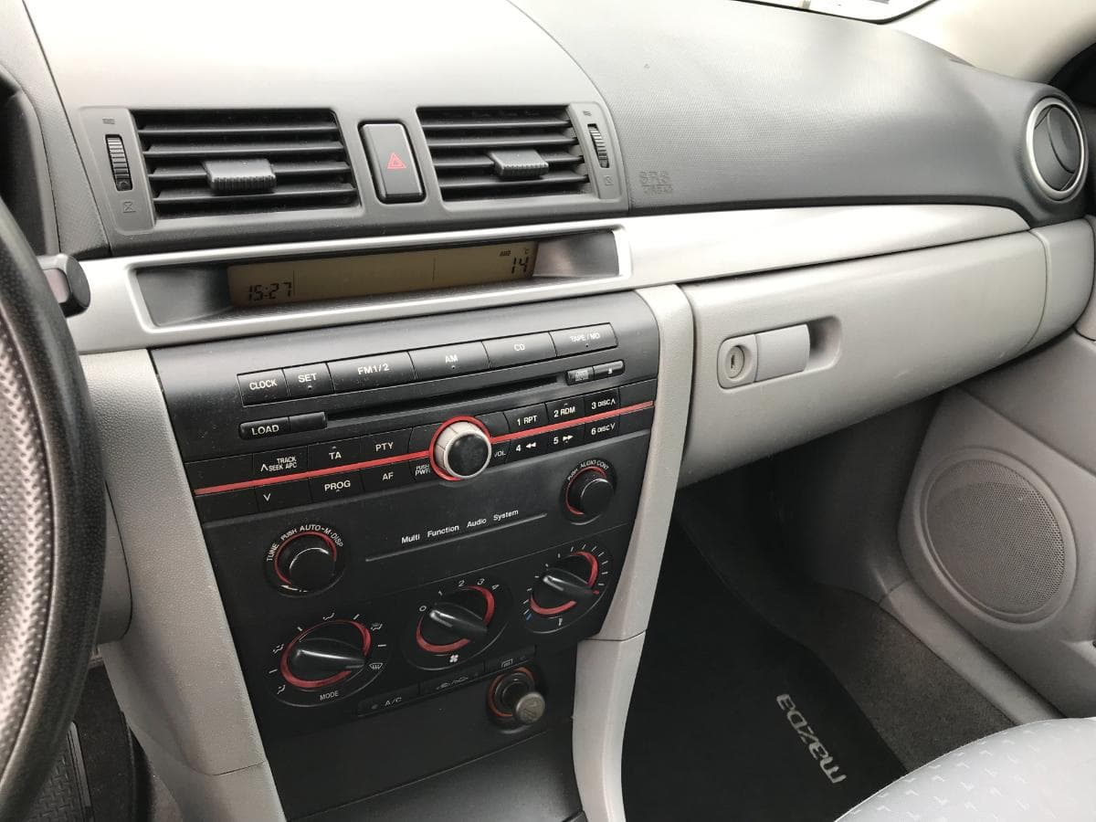 Mazda 3 1.4 · Ano 2004 — imagen 26
