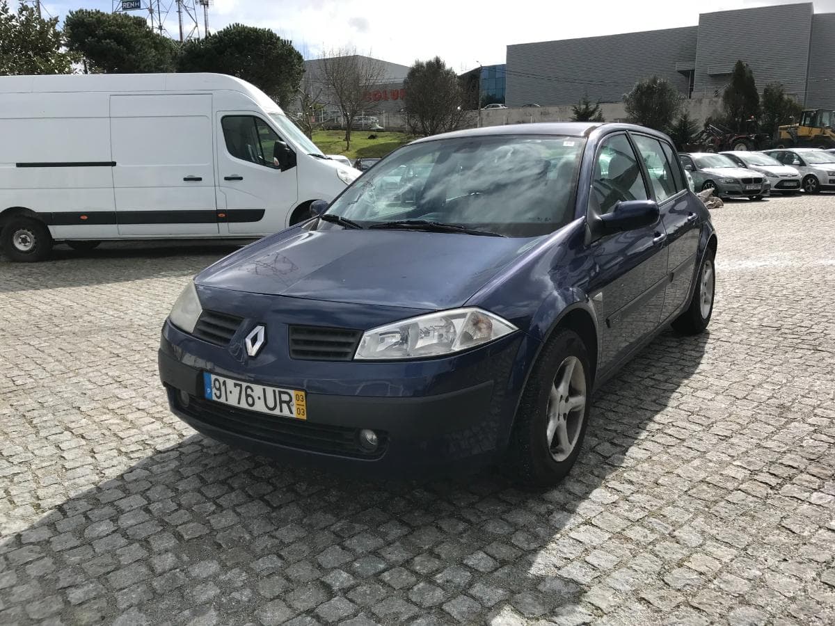 Renault Mégane 1.5 DCI · Ano 2003 — imagen 5