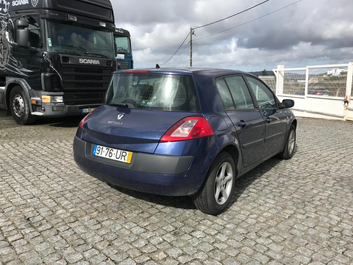 Renault Mégane 1.5 DCI · Ano 2003 — imagen 6
