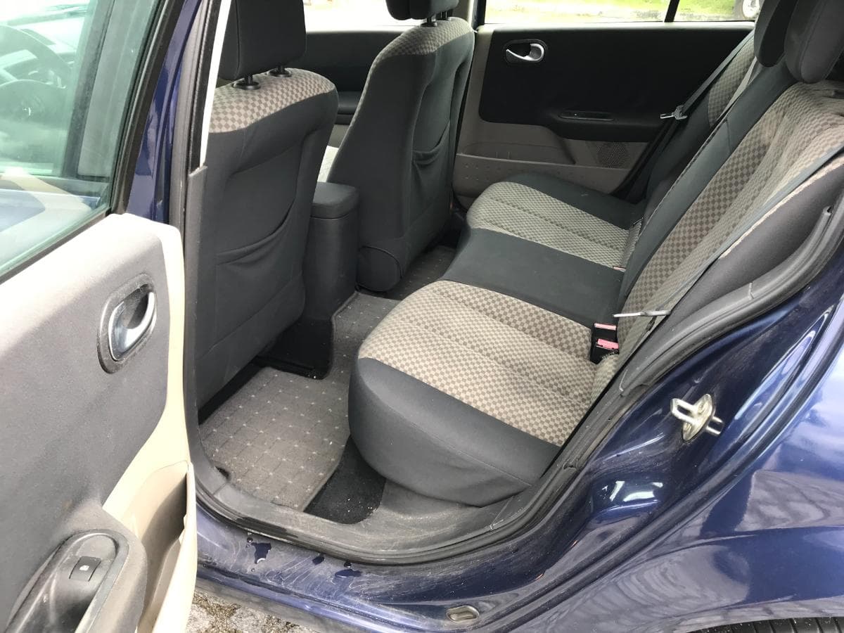 Renault Mégane 1.5 DCI · Ano 2003 — imagen 22