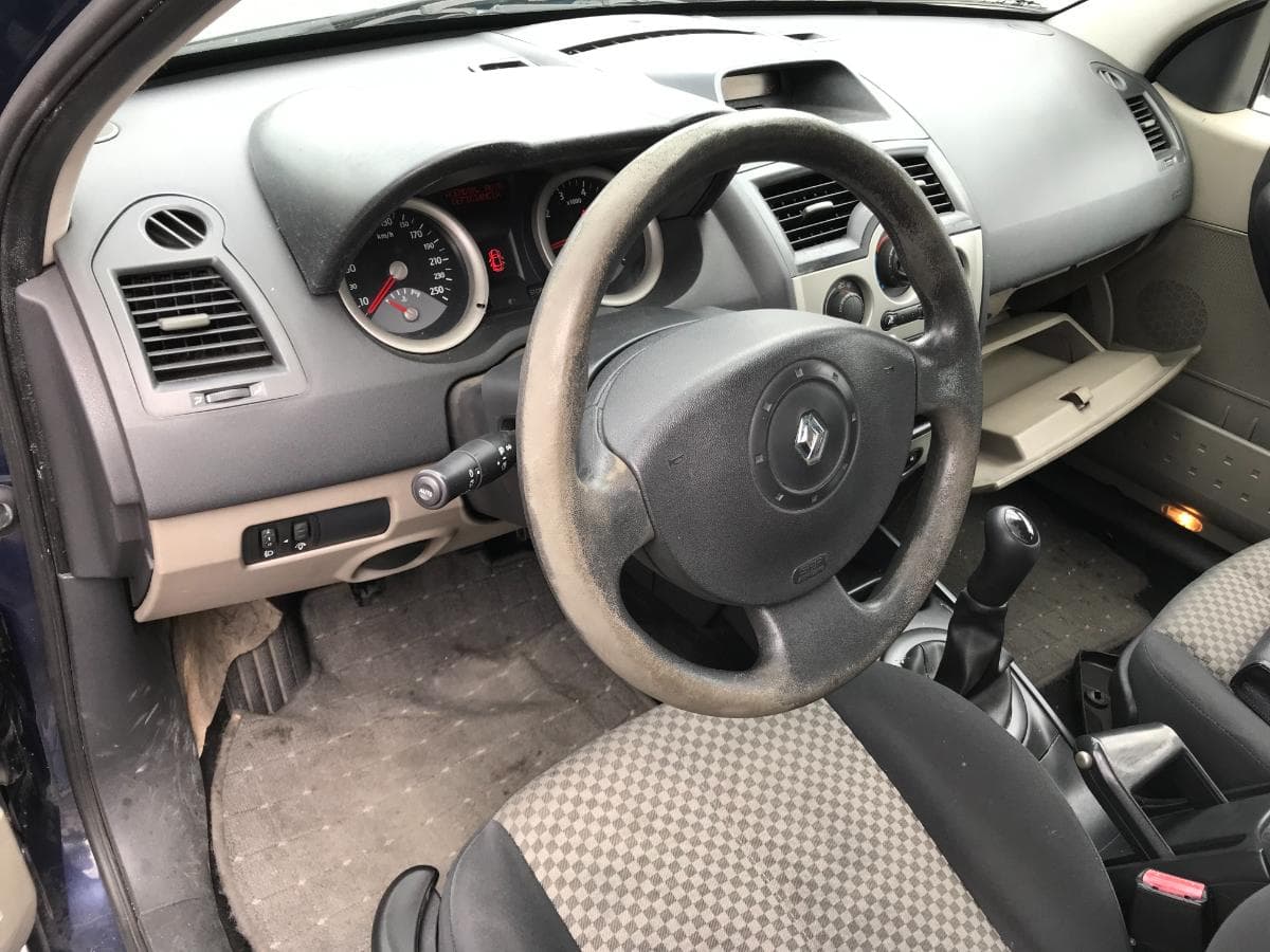 Renault Mégane 1.5 DCI · Ano 2003 — imagen 28
