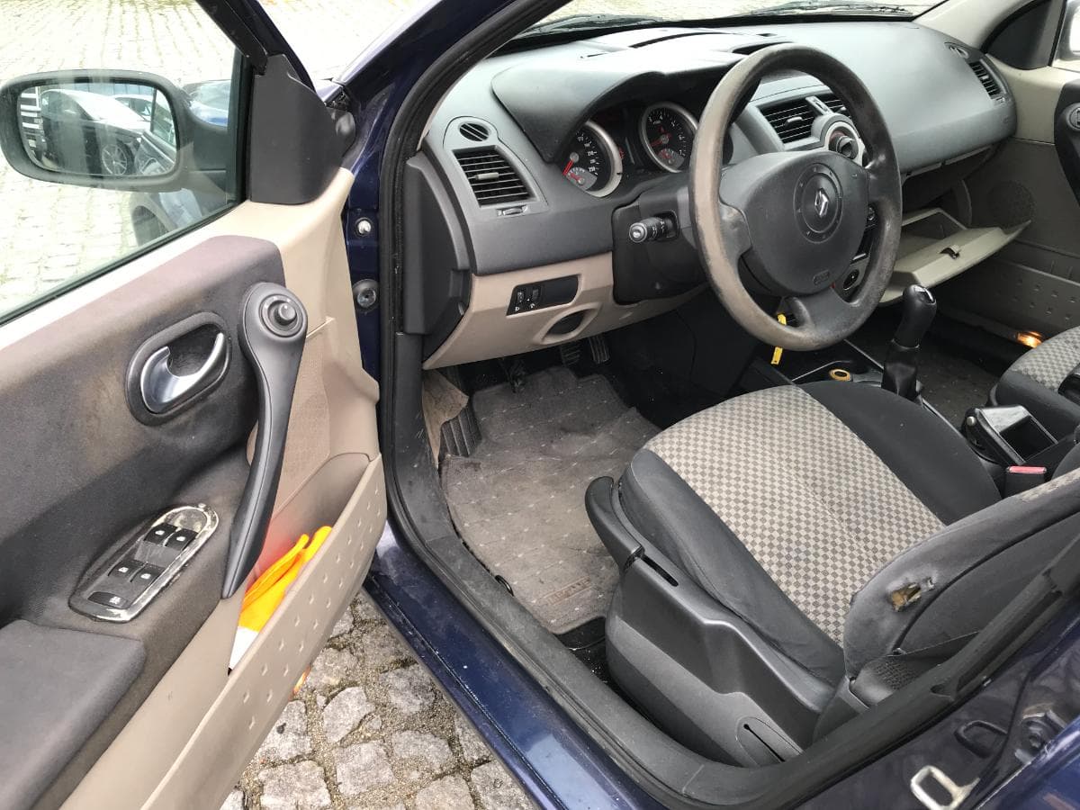 Renault Mégane 1.5 DCI · Ano 2003 — imagen 18