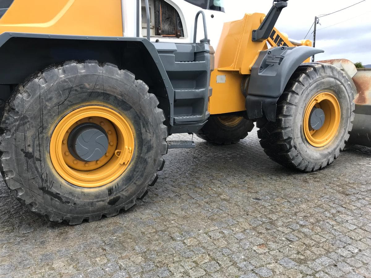 Pá Carregadora Liebherr L538 — image 9