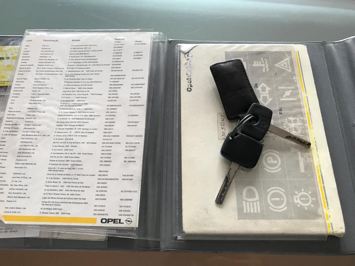 Opel Calibra A 2.0 i · Ano 1992 — imagem 28