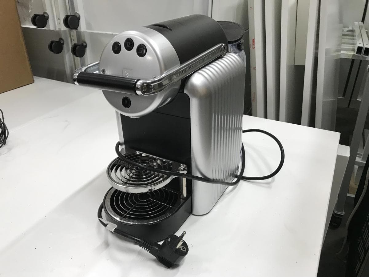Equipamento Informático + Mobiliário de Escritório — imagen 9