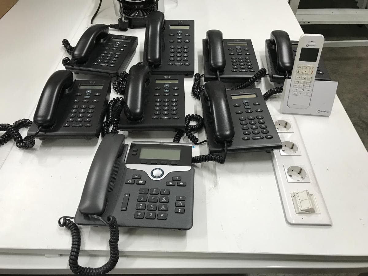 Equipamento Informático + Mobiliário de Escritório — imagen 11