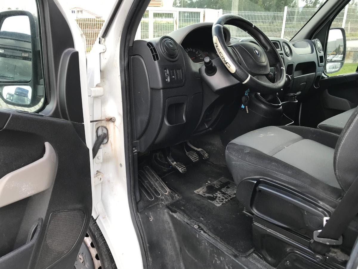 Renault Master 2.3 DCI · Ano 2013 — imagem 19