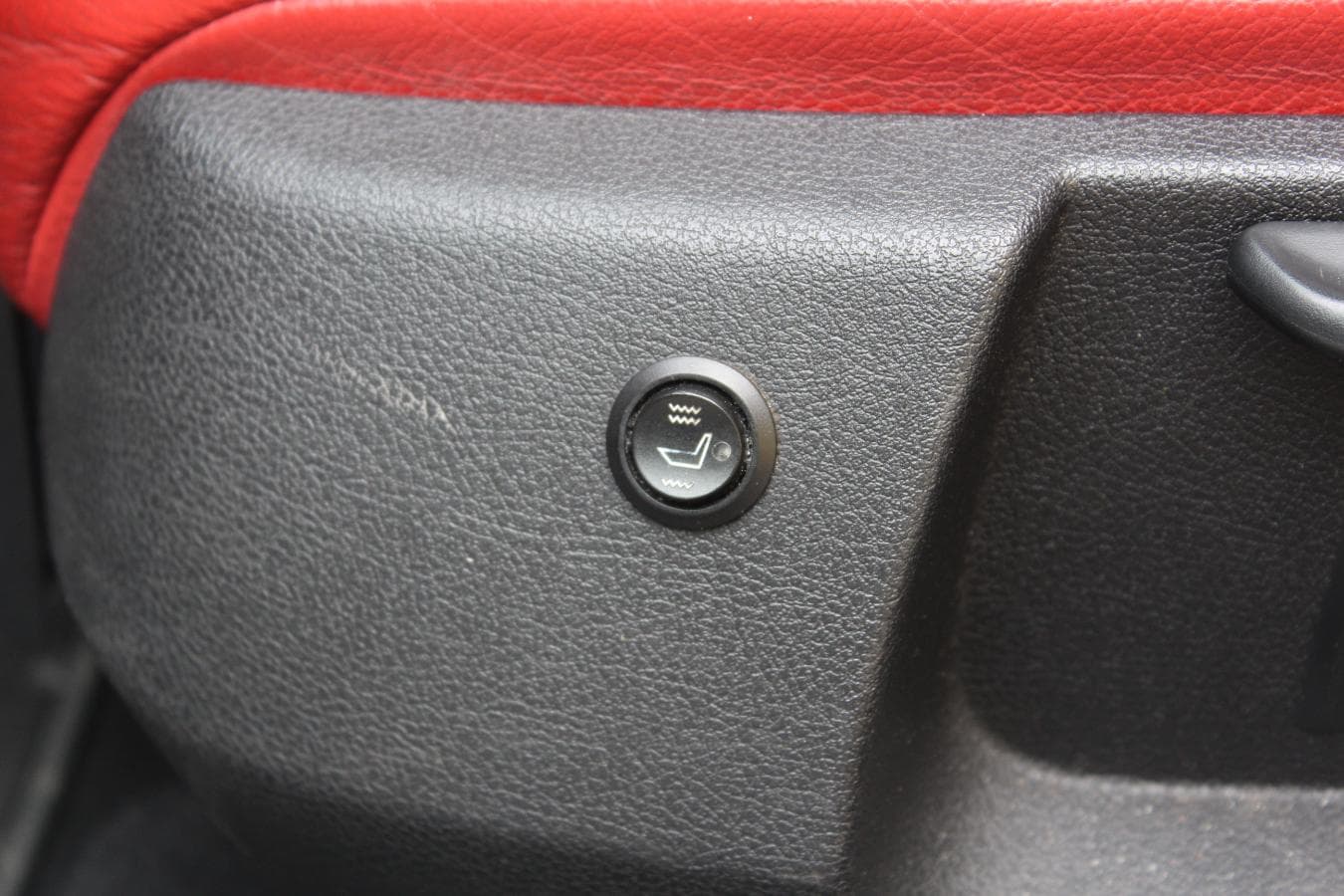Seat Leon 1.6 TDI · Ano 2013 — imagem 33