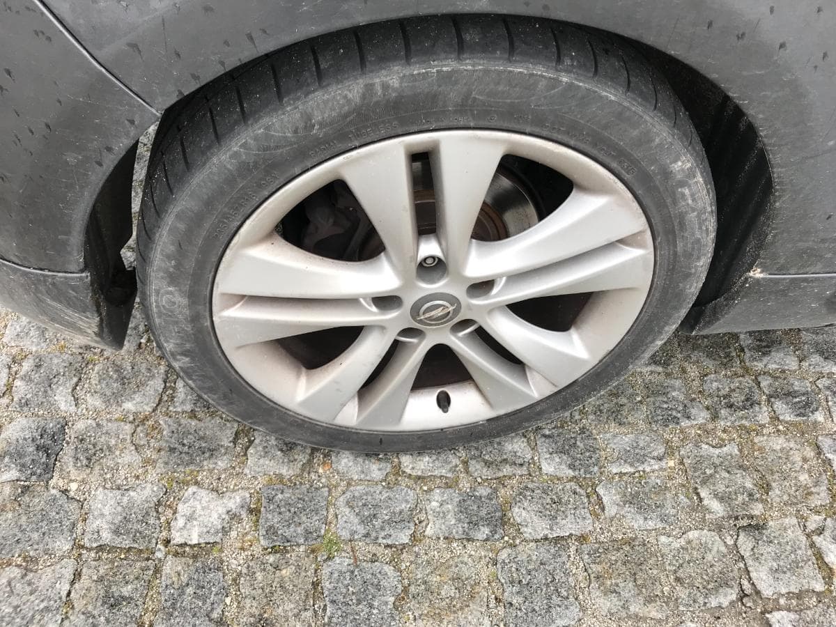 Opel Astra · Ano 2010 — imagem 13